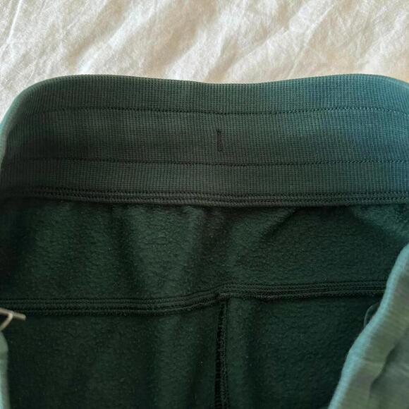 Lululemon Green/Teal Scuba Cropped 23" Jogger Pants - Size 4 - Pre-Owned - Picture 3 of 9